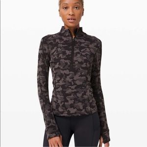 NWT Lululemon Run Briskly 1/2 Zip Size 6